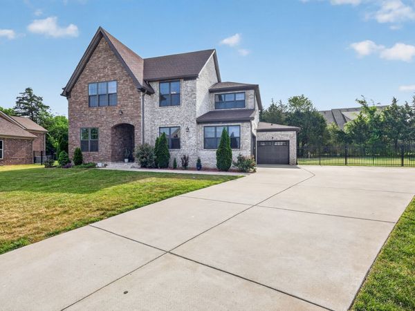 731 Orange Blossom Ct , Murfreesboro, TN 37130