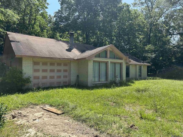 16061 Pride Port Hudson Rd, Pride, LA 70770