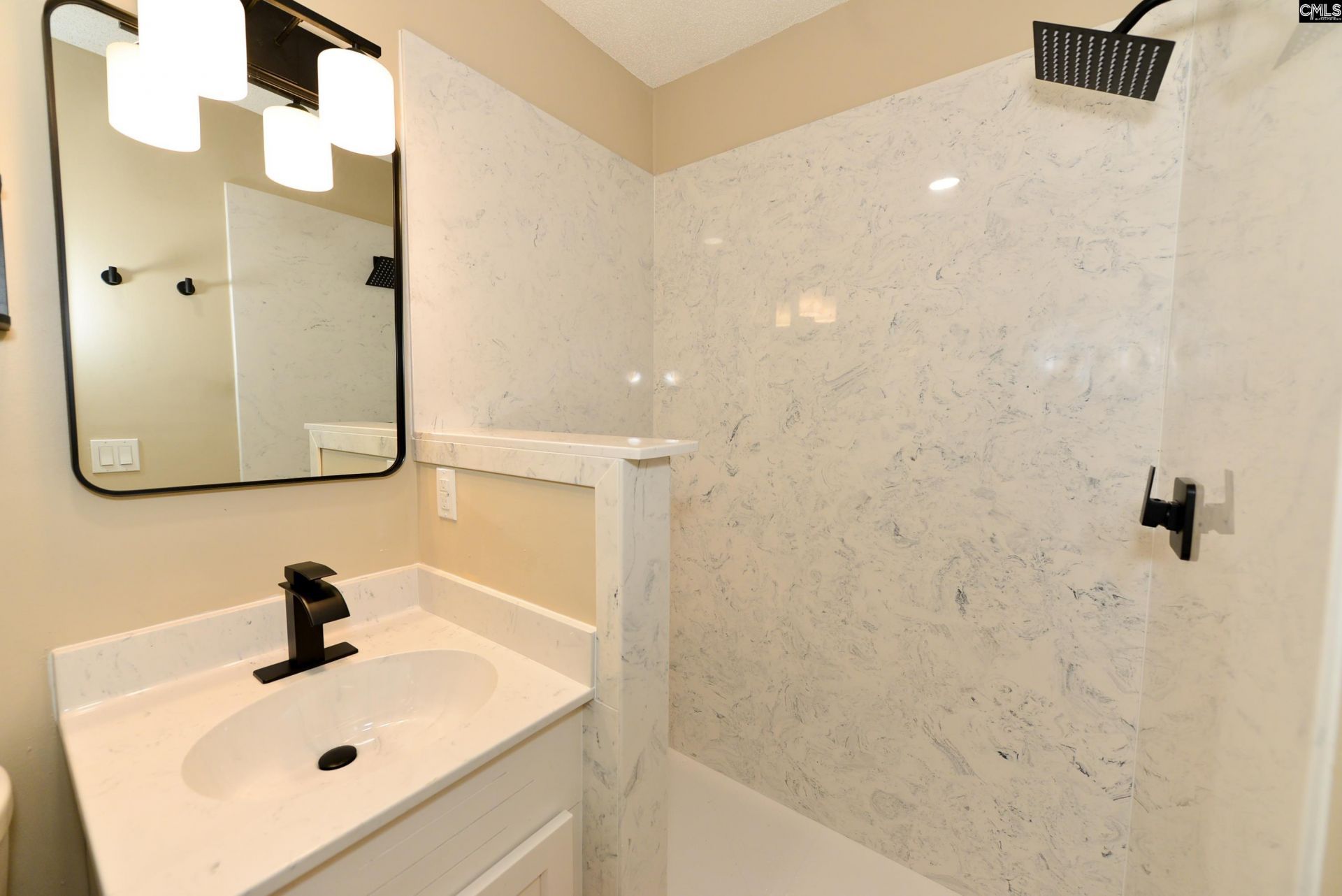 4 Valleybrook Court Photo 14