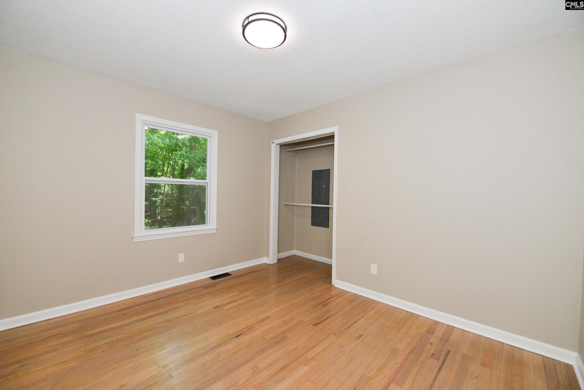 4 Valleybrook Court Photo 16