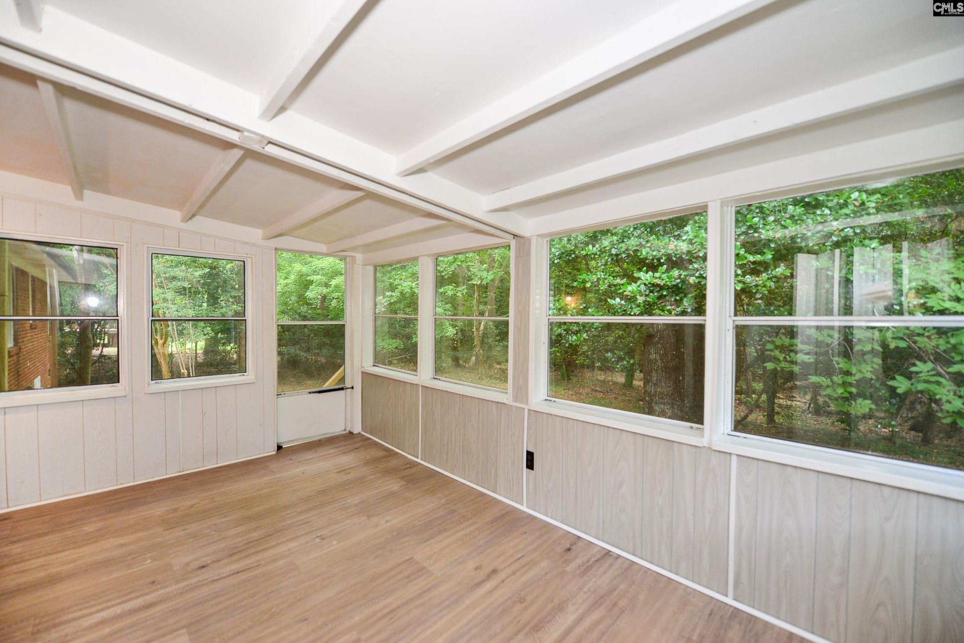 4 Valleybrook Court Photo 21