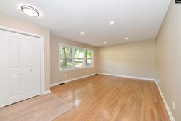 4 Valleybrook Court photo 4