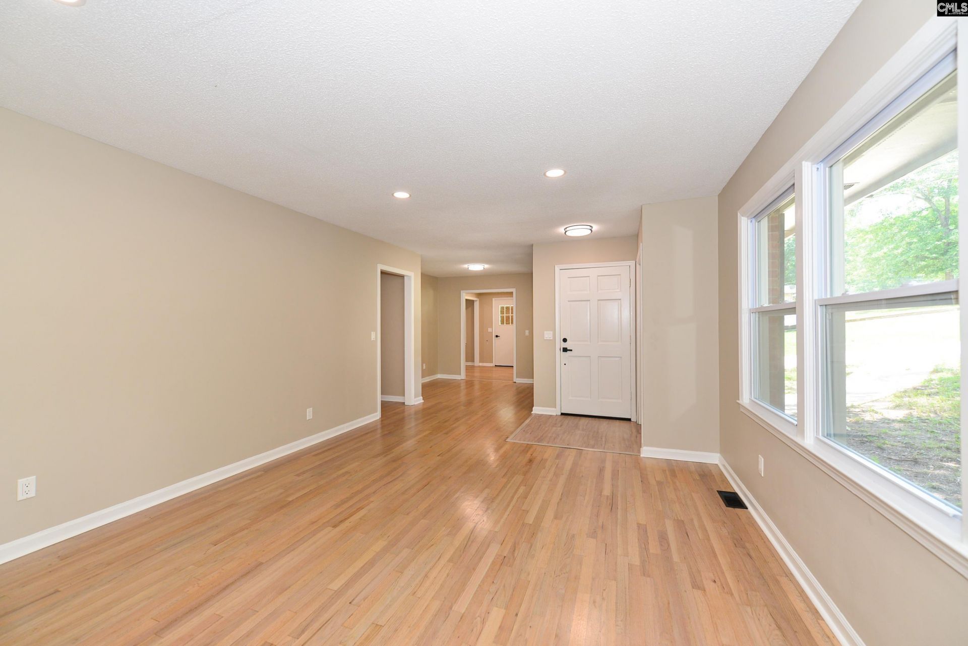 4 Valleybrook Court Photo 6