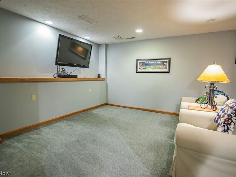 485 Northlake Drive, Vincent, OH 45784 Photo 37