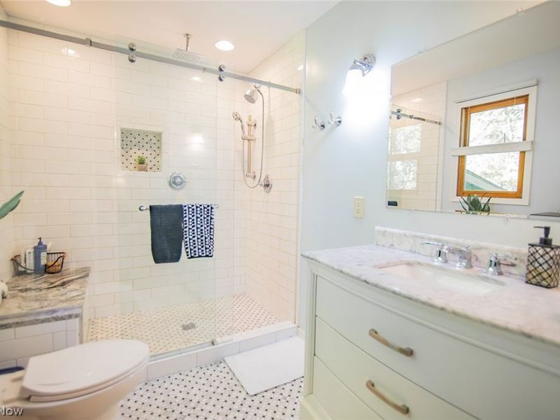 485 Northlake Drive, Vincent, OH 45784 Photo 42