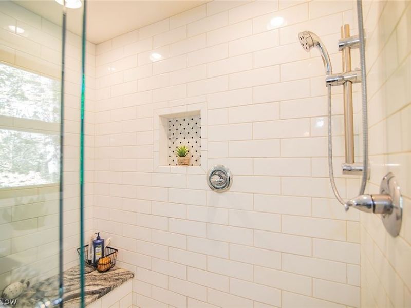 485 Northlake Drive, Vincent, OH 45784 Photo 43