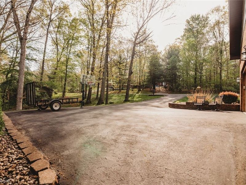 485 Northlake Drive, Vincent, OH 45784 Photo 7