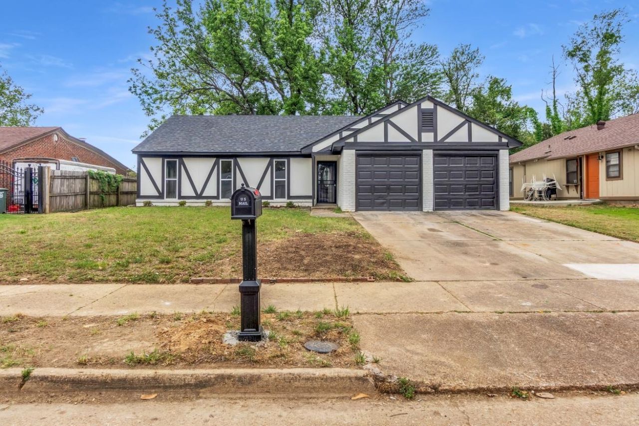 3455 Dawnridge Dr, Memphis, TN 38118 Main Photo