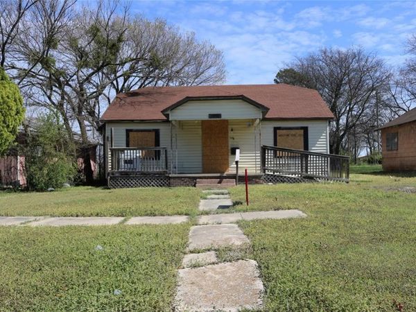 1106 S Okfuskee Avenue, Wewoka, OK 74884