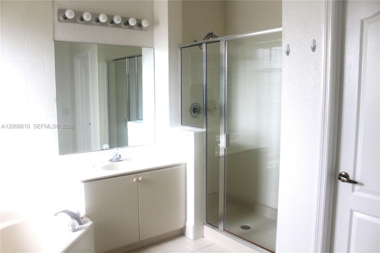 11375 NW 77th Ln , Unit 11375, Doral, FL 33178 Photo
