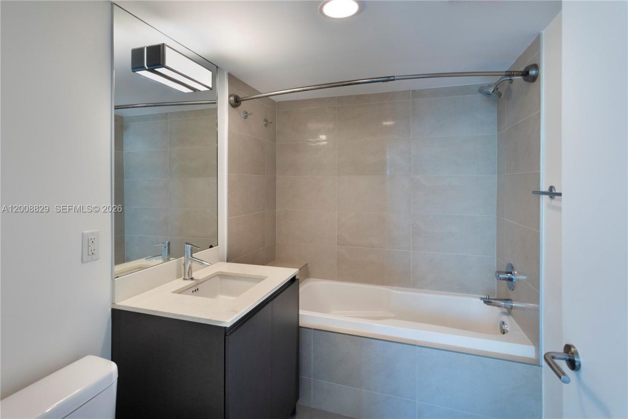 Please Call For Address, Unit 313, Miami Beach, FL 33141 Photo