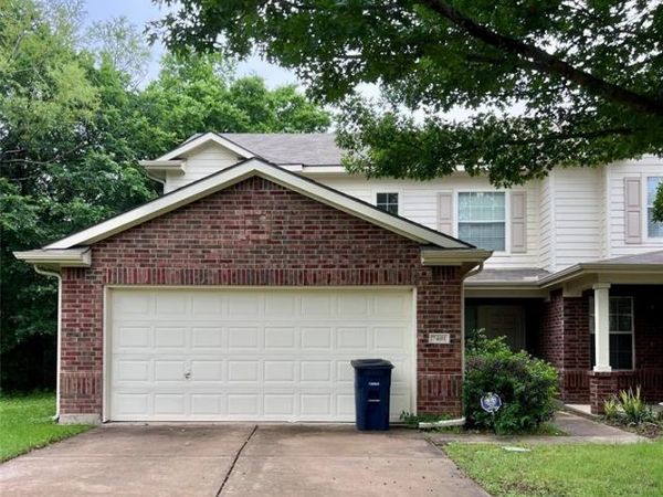 7401 Cowhand Court, Fort Worth, TX 76131