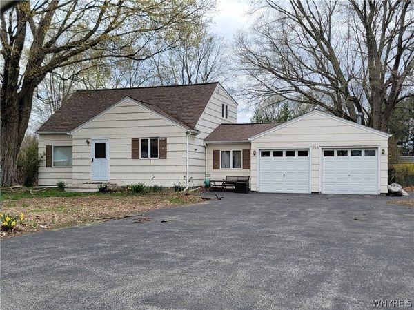264 Park Lane Drive , Webster, NY 14580