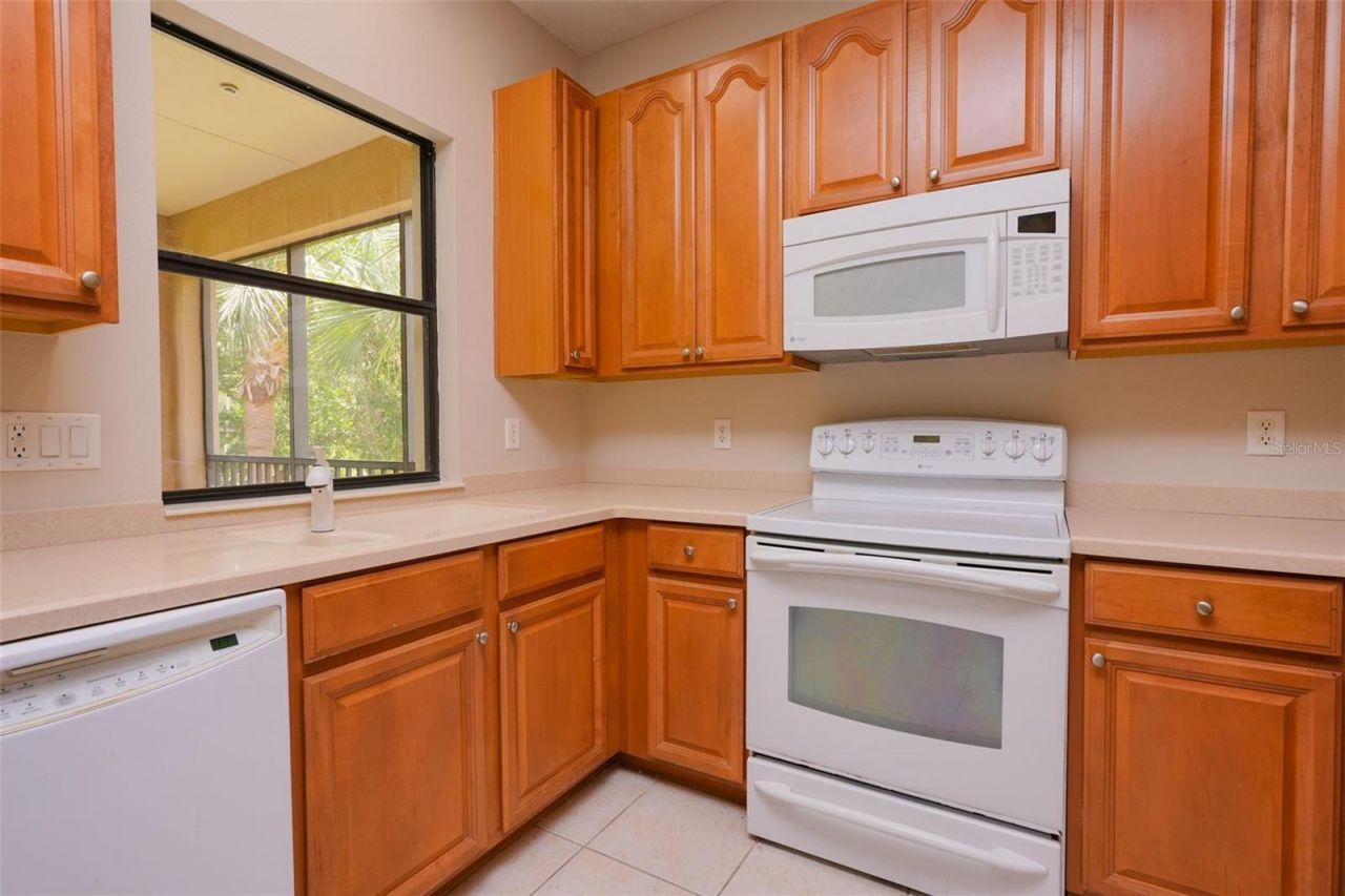 4015 Overture Circle, Unit 312, Bradenton, FL 34209 Photo