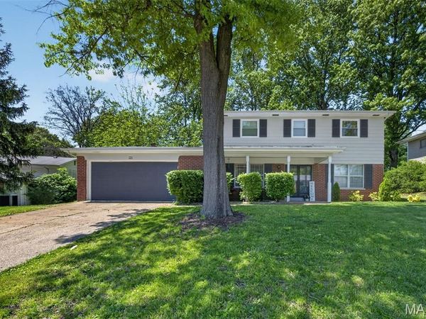129 Williamsburg Drive, Belleville, IL 62221