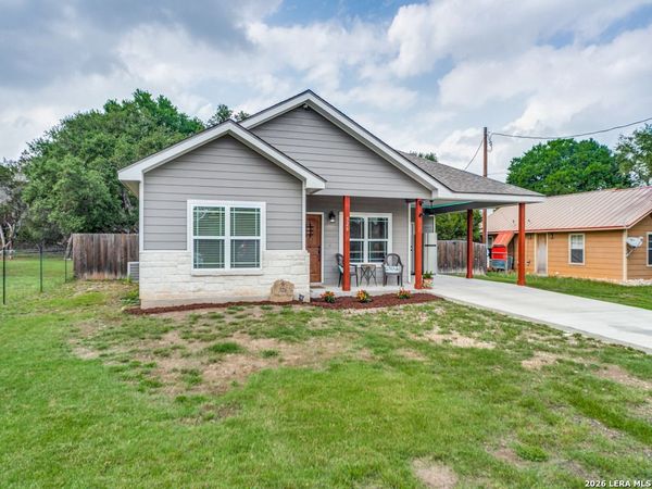 326 VALLEY STAR DR, Canyon Lake, TX 78133