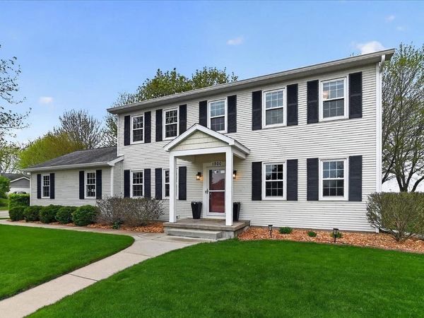 1200 Spahn Drive, Waunakee, WI 53597