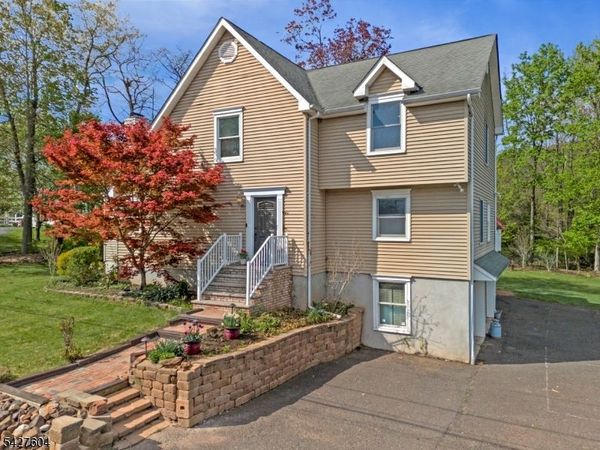 1939 Fieldstone Rd, Bridgewater, NJ 08836