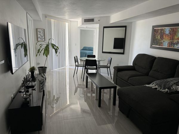 102 SW 6th Avenue, Unit 206, Miami, FL 33130
