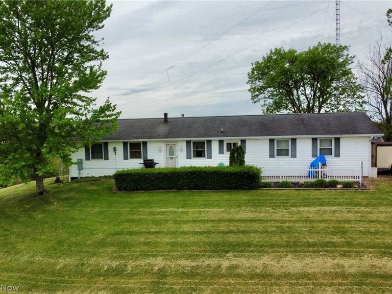 905 W Union Road, Norwich, OH 43767 Photo 1