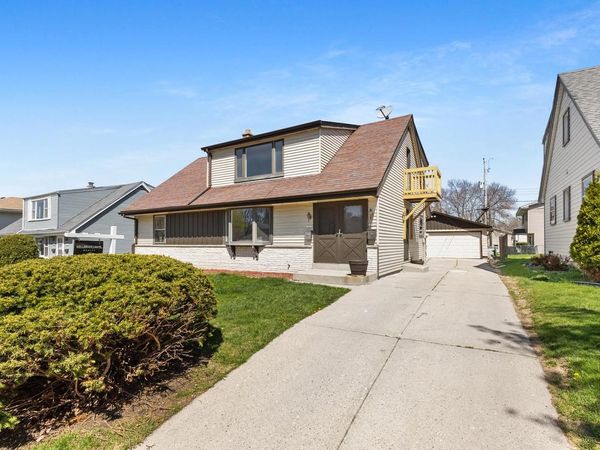 10536 Lancaster AVENUE, Milwaukee, WI 53225