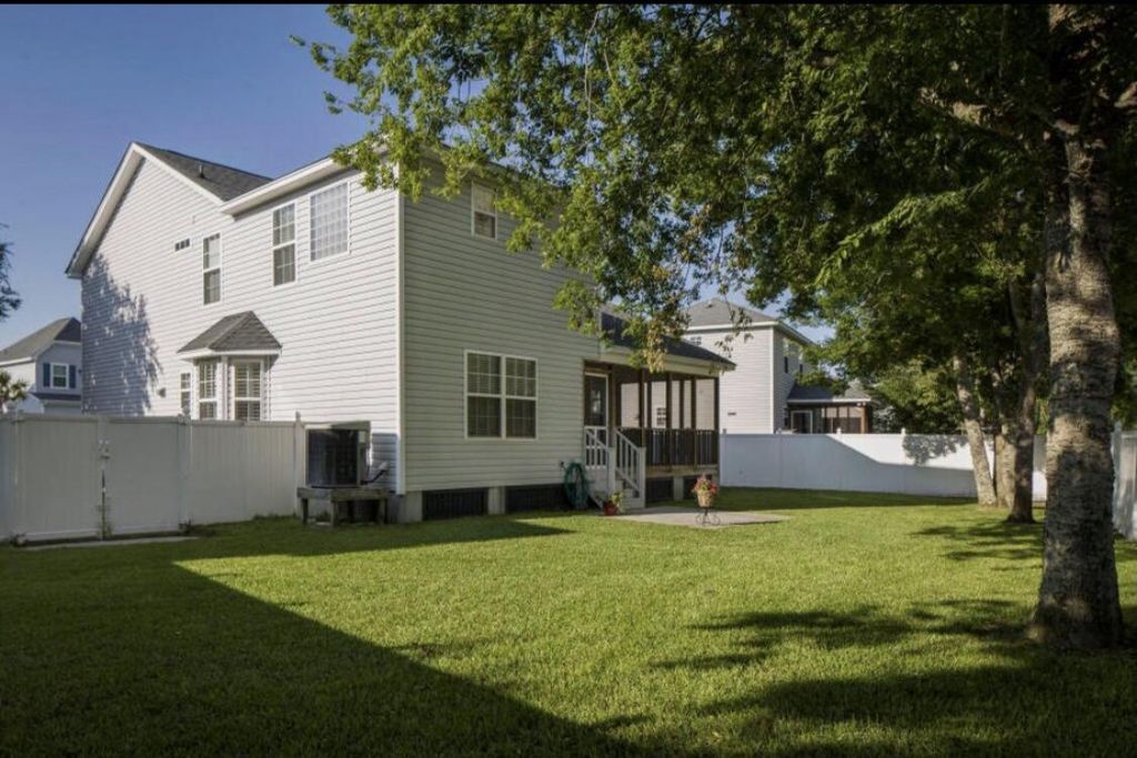 1009 Clearspring Drive Photo 15