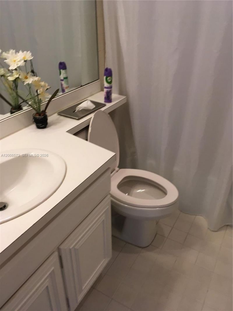 3050 Presidential Way , Unit 101, West Palm Beach, FL 33401 Photo