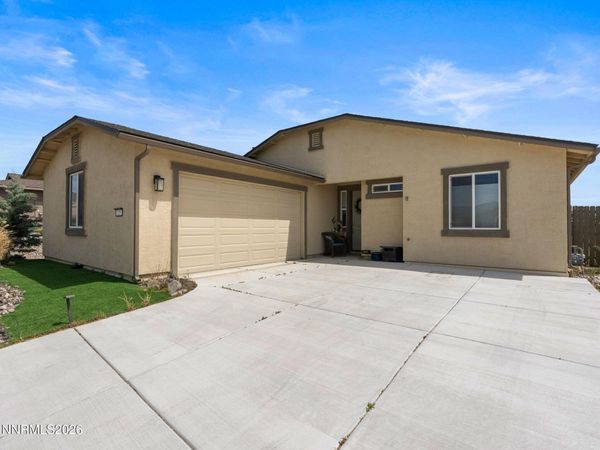 135 Avalanche Drive, Dayton, NV 89403