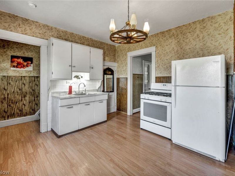 13313 Sprecher Avenue, Cleveland, OH 44135 Photo 7