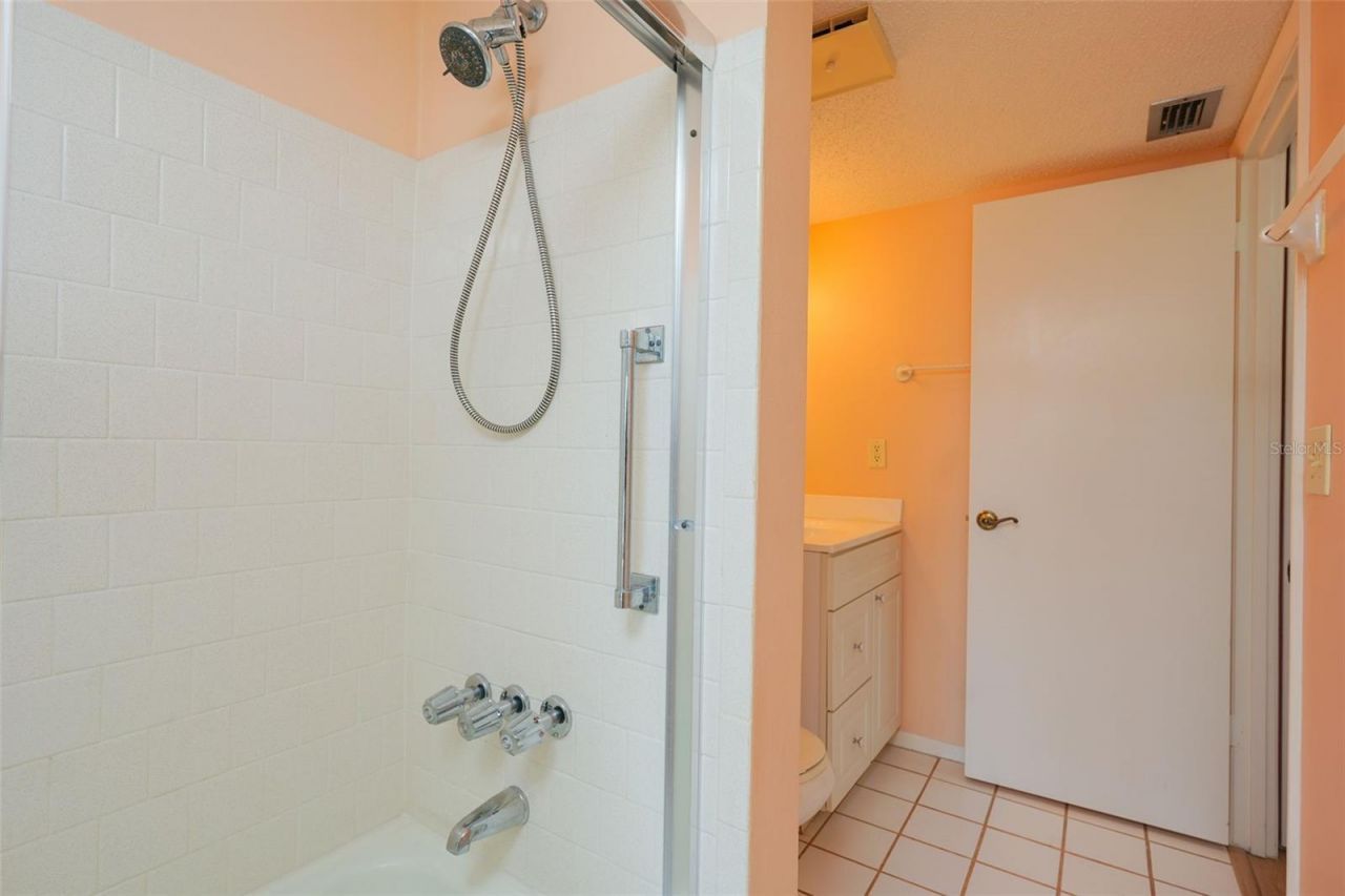 3607 Lake Bayshore Drive, Unit 312, Bradenton, FL 34205 Photo