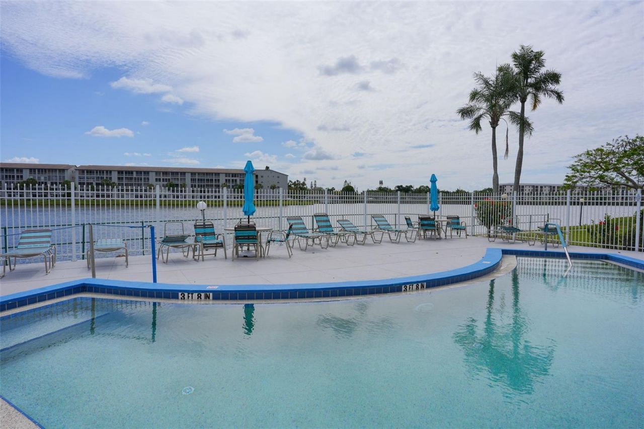 3607 Lake Bayshore Drive, Unit 312, Bradenton, FL 34205 Photo