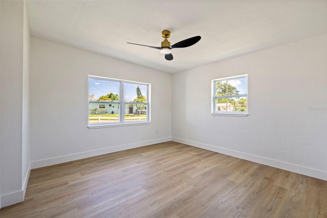 1235 45th Street N, Saint Petersburg, FL 33713 Photo