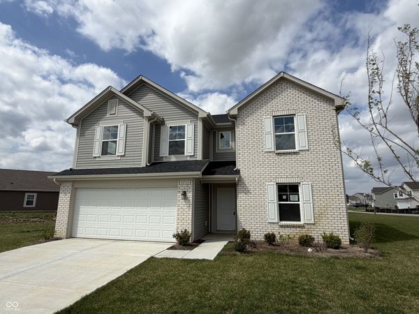 6652 W Sailboat Drive , Greenfield, IN 46140