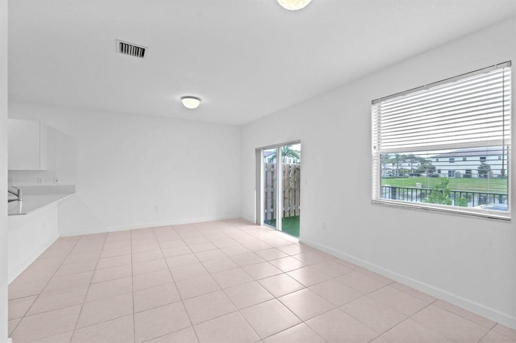 5515 NW 27th Street, Lauderhill, FL 33313 Photo