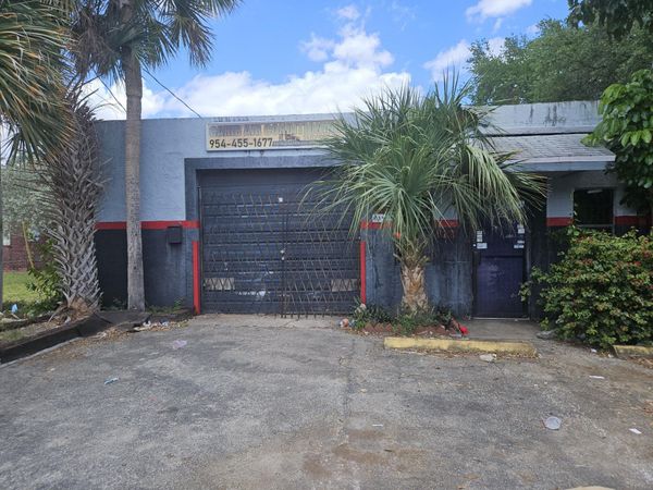 839 Foster Road, Hallandale Beach, FL 00000