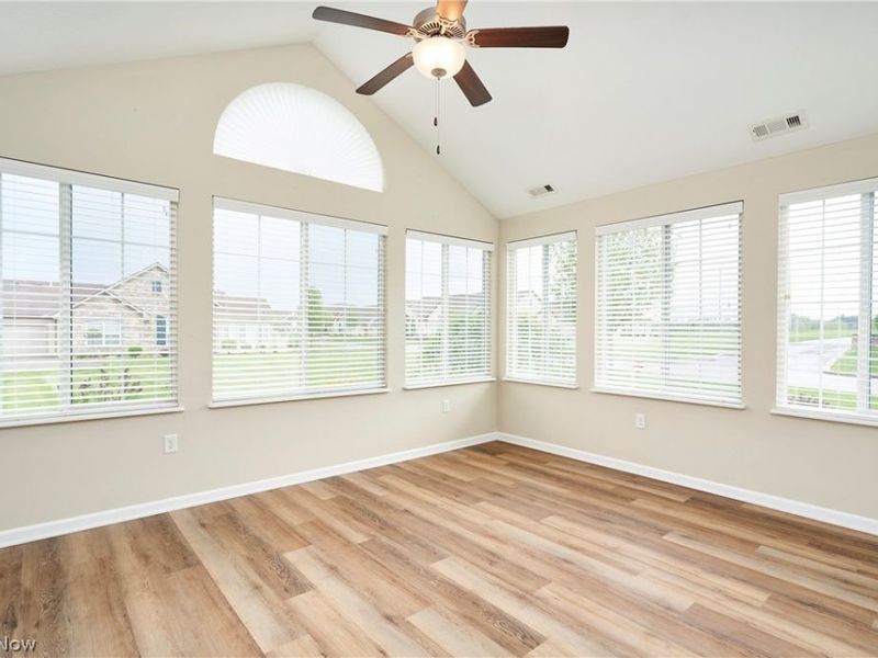 1915 Woods Drive, Streetsboro, OH 44241 Photo 10