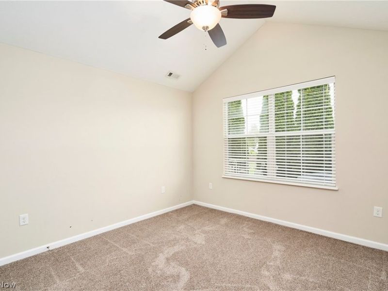 1915 Woods Drive, Streetsboro, OH 44241 Photo 14