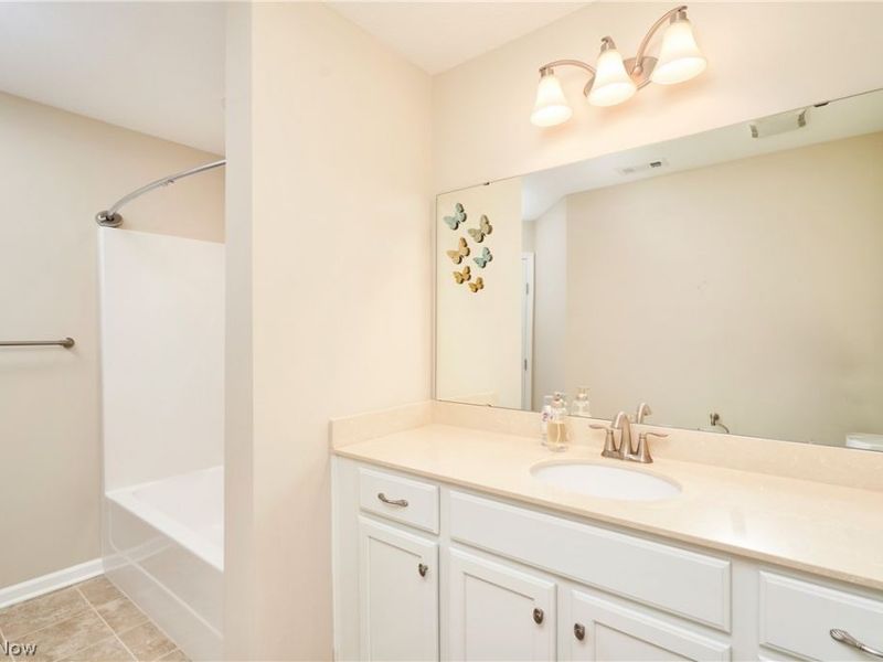 1915 Woods Drive, Streetsboro, OH 44241 Photo 17