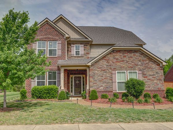 9786 Glenmore Ln, Brentwood, TN 37027