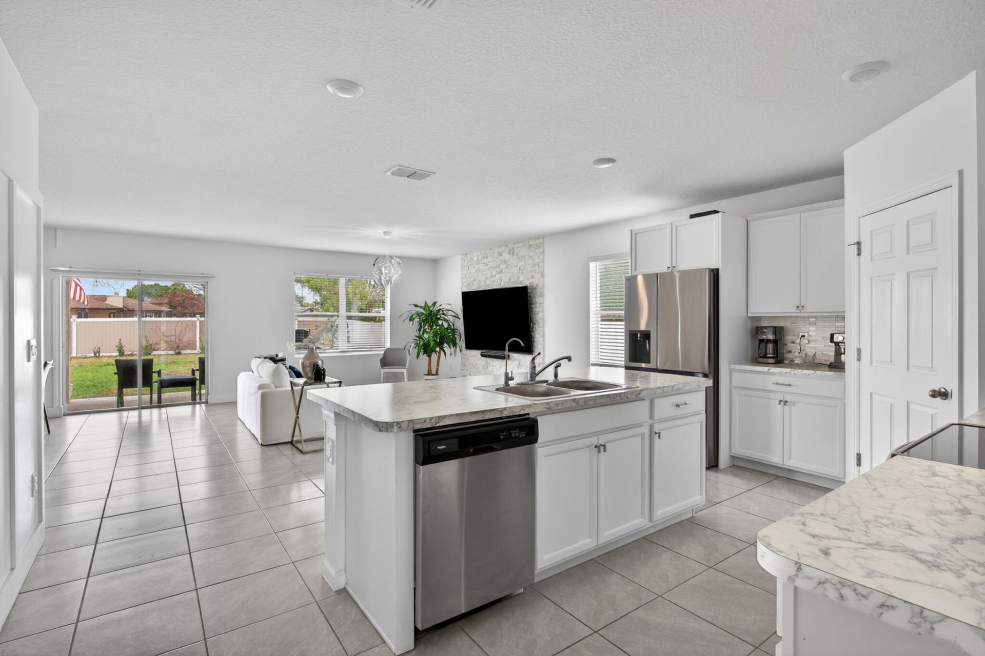 502 NW Kingston Street, Port Saint Lucie, FL 34983 Photo