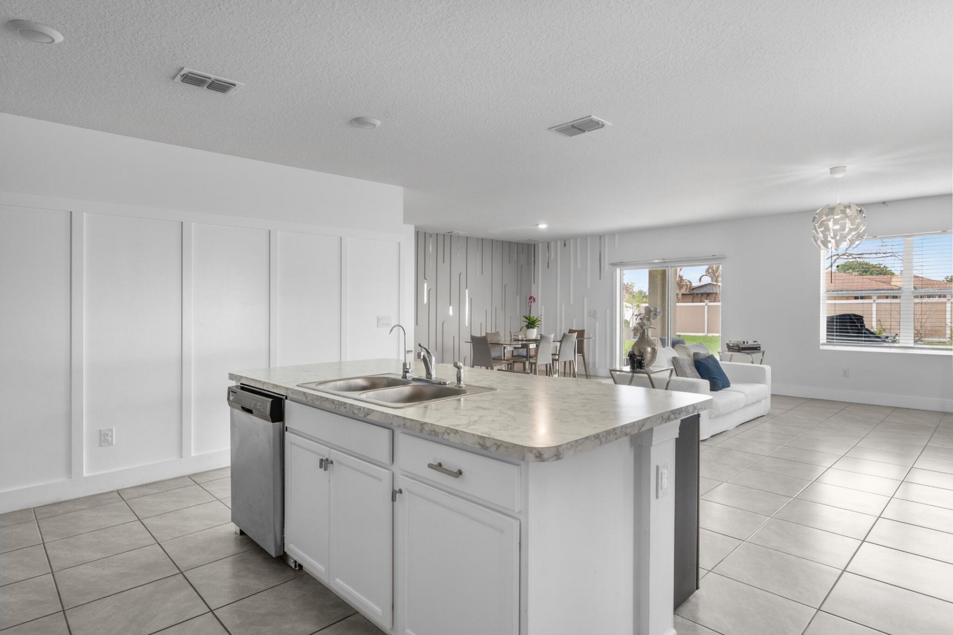 502 NW Kingston Street, Port Saint Lucie, FL 34983 Photo