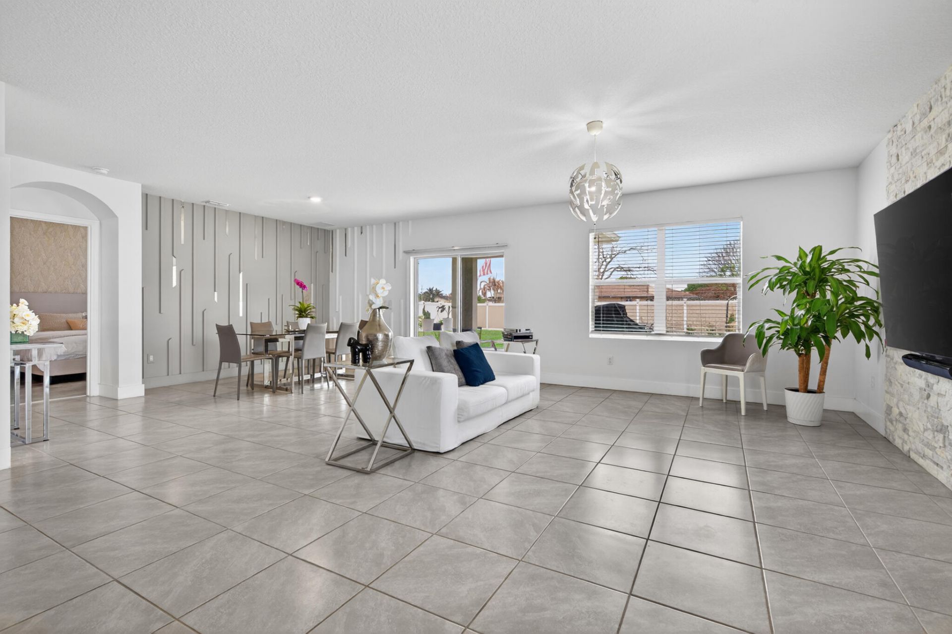 502 NW Kingston Street, Port Saint Lucie, FL 34983 Photo