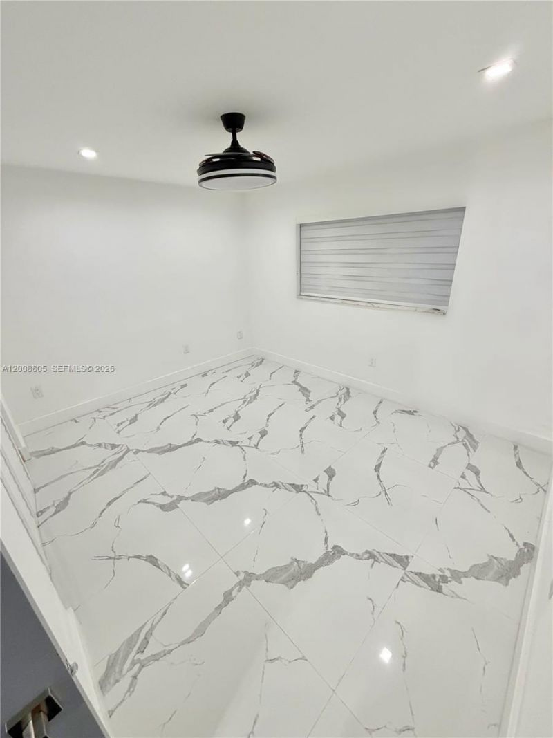 1100 W 35th St , Unit 4, Hialeah, FL 33012 Photo