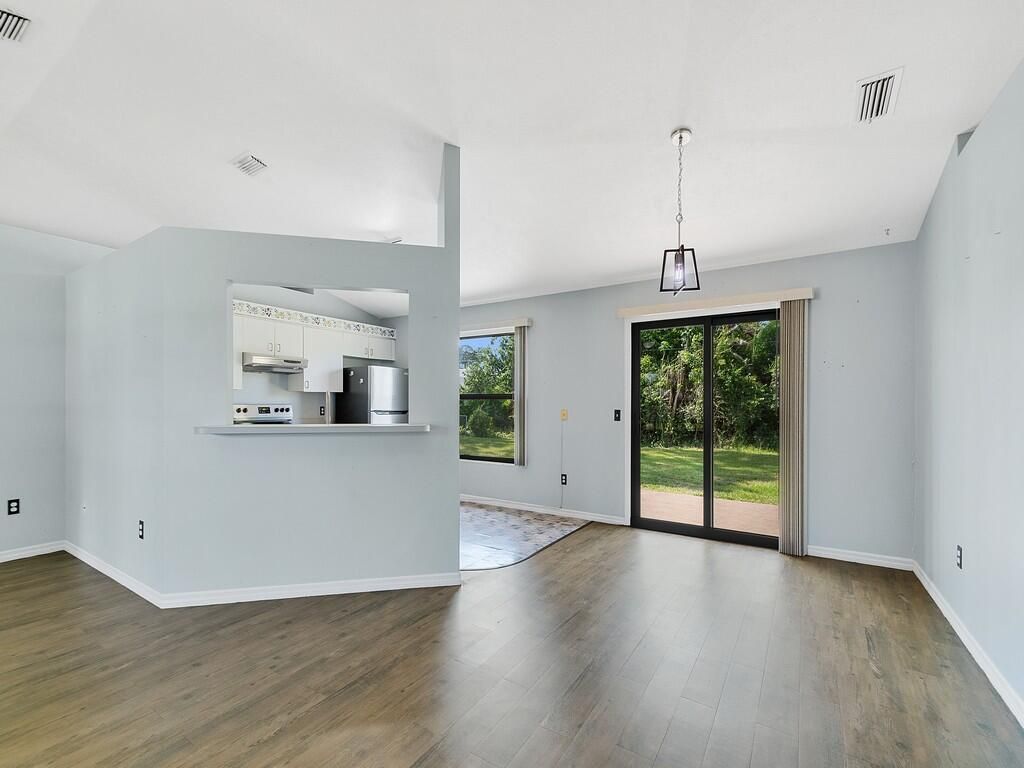 6801 Paso Robles Boulevard, Fort Pierce, FL 34951 Photo