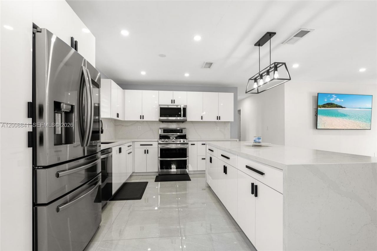 12724 SW 33rd Ter , Miami, FL 33175 Photo