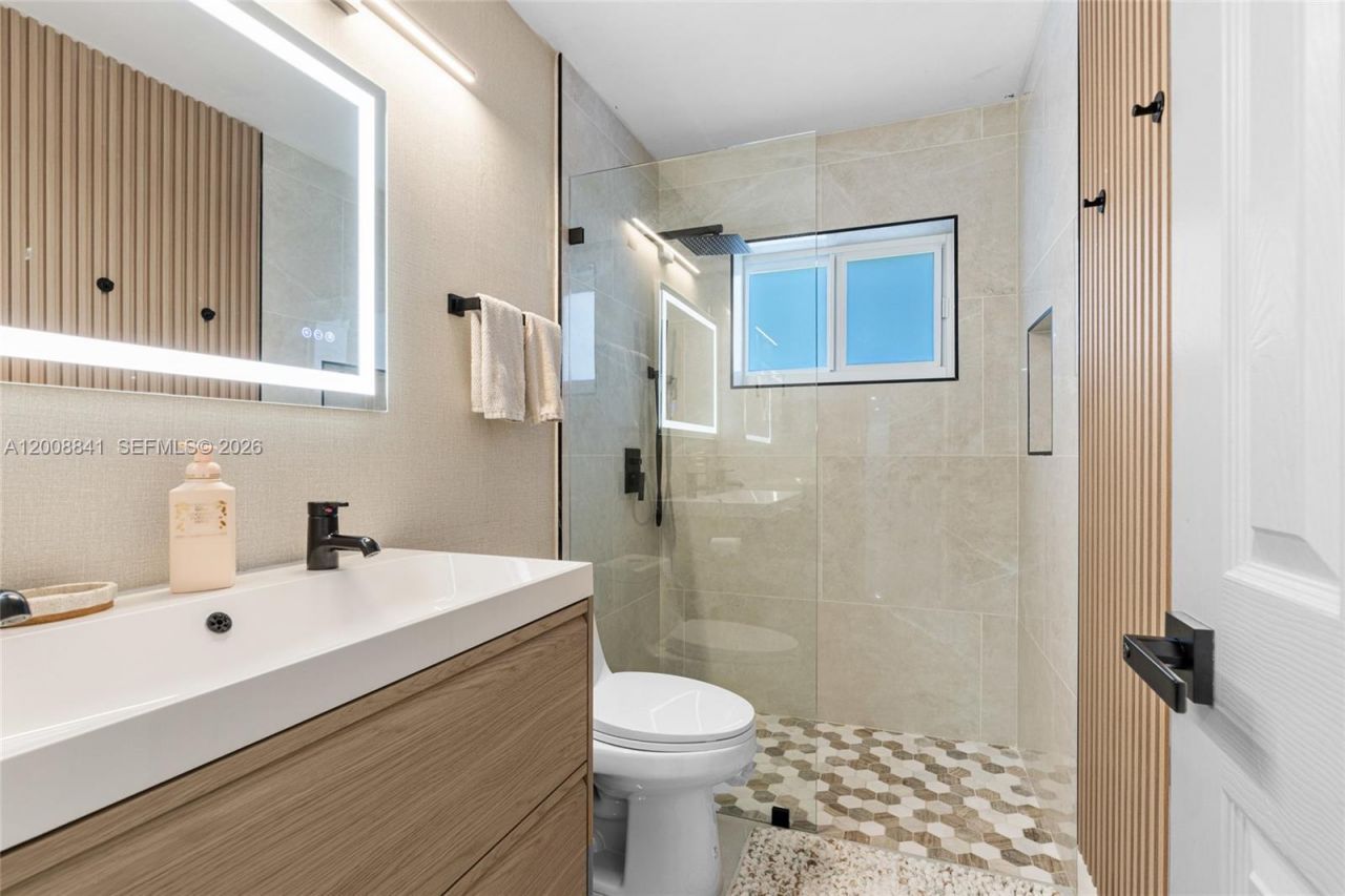 12724 SW 33rd Ter , Miami, FL 33175 Photo