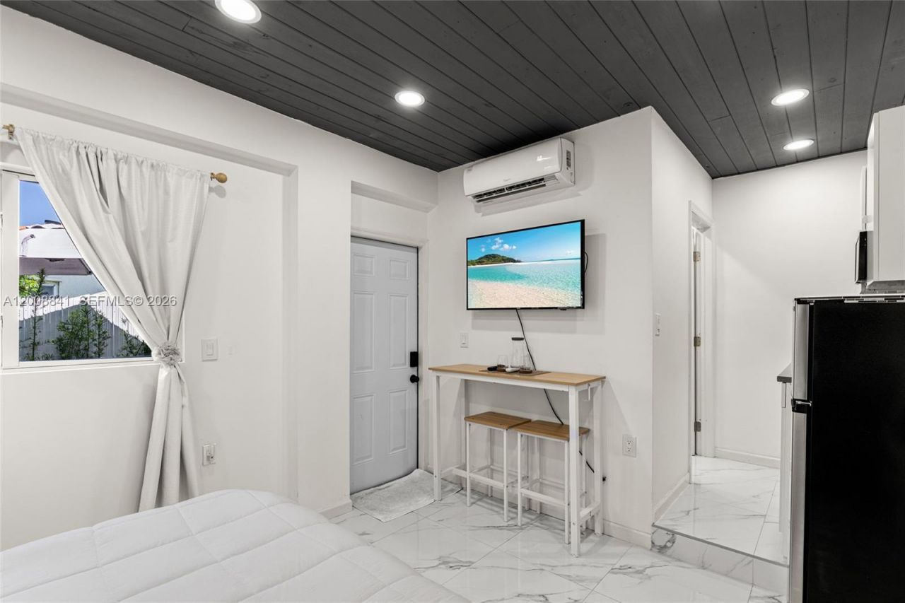 12724 SW 33rd Ter , Miami, FL 33175 Photo