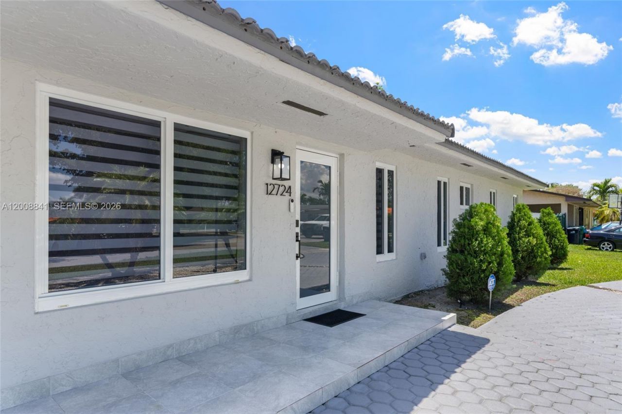 12724 SW 33rd Ter , Miami, FL 33175 Photo