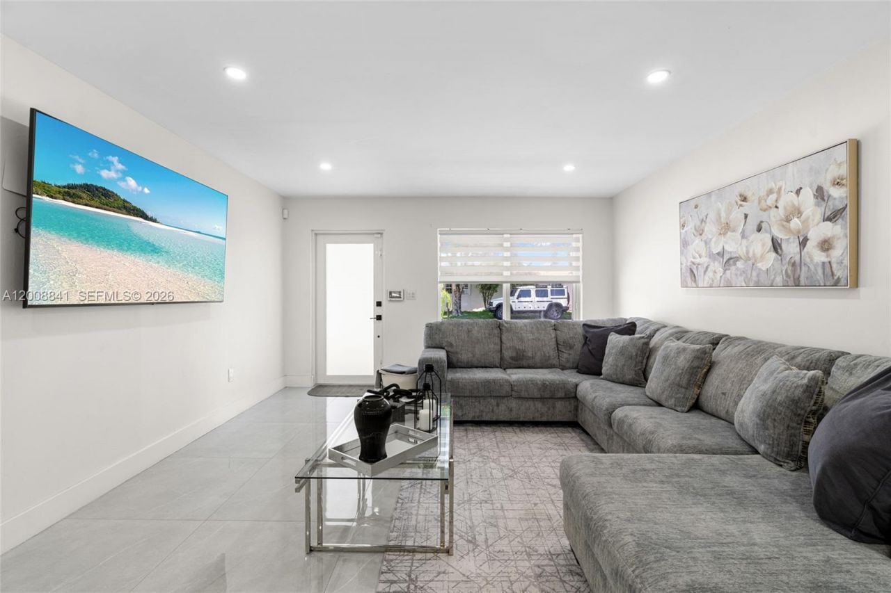 12724 SW 33rd Ter , Miami, FL 33175 Photo