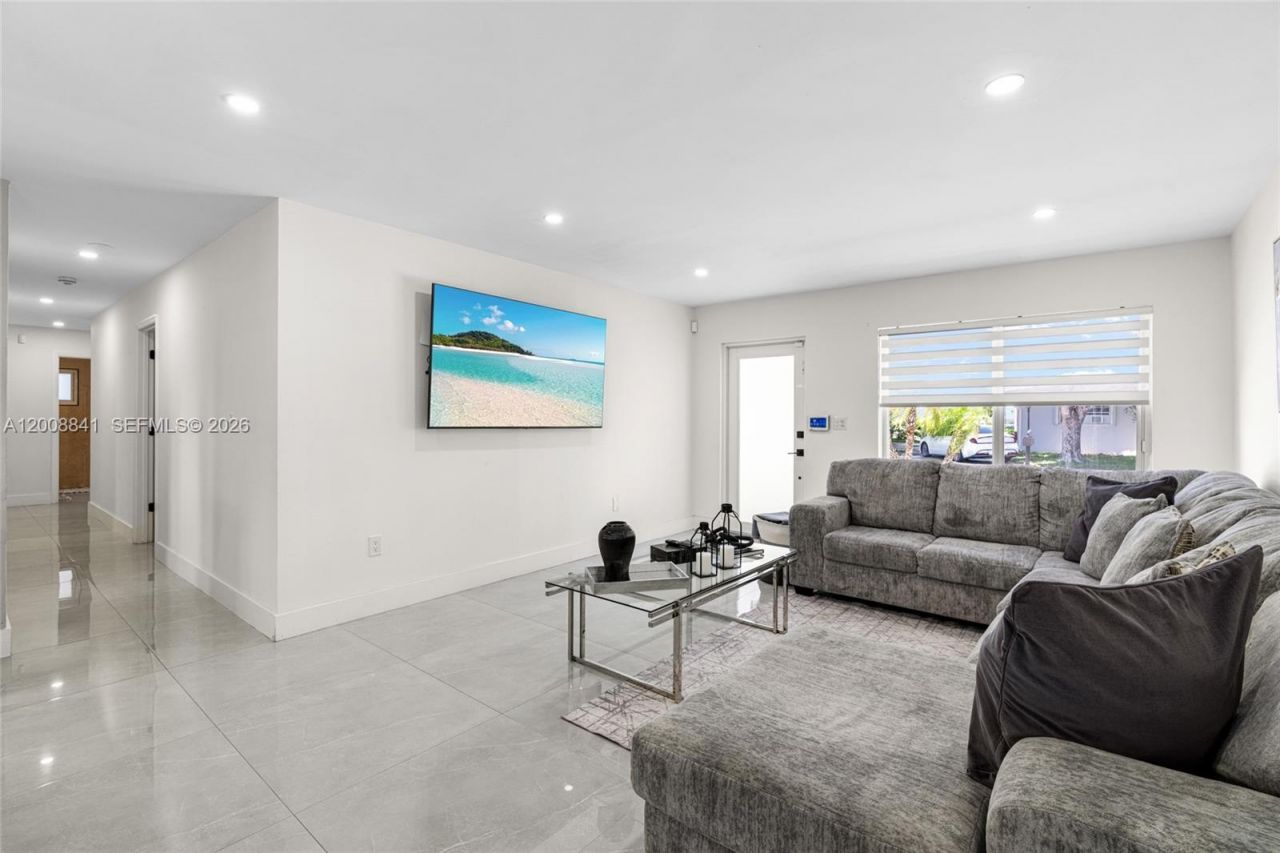 12724 SW 33rd Ter , Miami, FL 33175 Photo